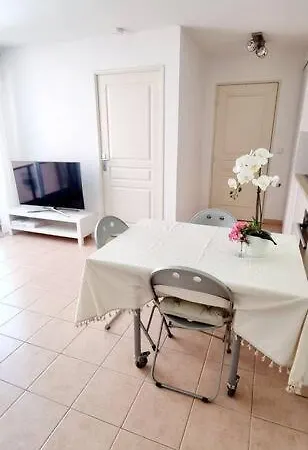 2 Pieces Menton